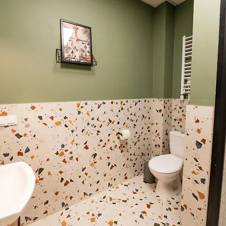 Airport Lux Balice Apartmanhotel 3*