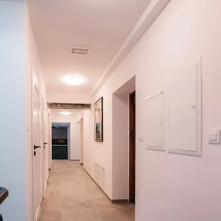 Apartmanhotel Airport Lux Balice Szczyglice