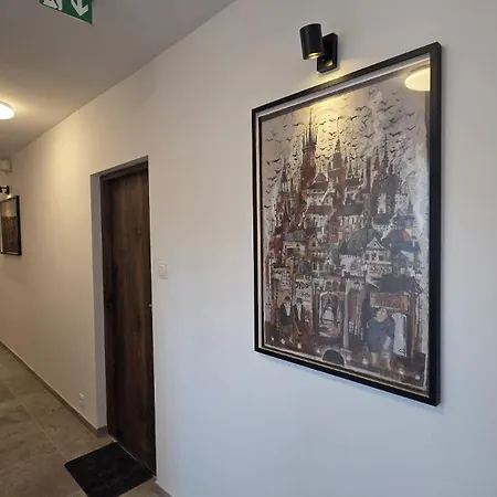 Airport Lux Balice Apartmanhotel Szczyglice